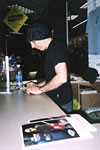 joe_signing