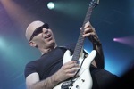 Michel_Dellaiera/satriani_joe05