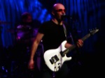 Andy-extreme1/JOE-SATRIANI-AT-THE-BEACON--10-16-04-059-2